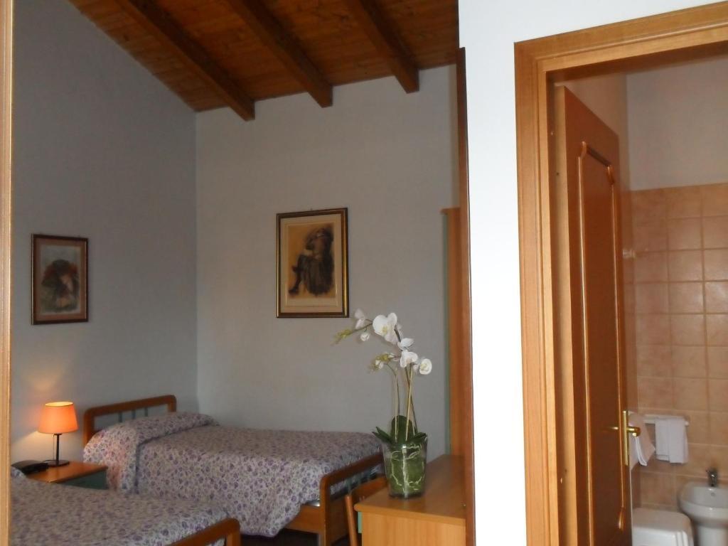 Hotel San Francesco Budrio  Cameră foto